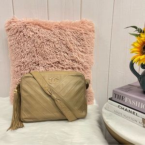 Vintage Channel Tassel Camera Bag